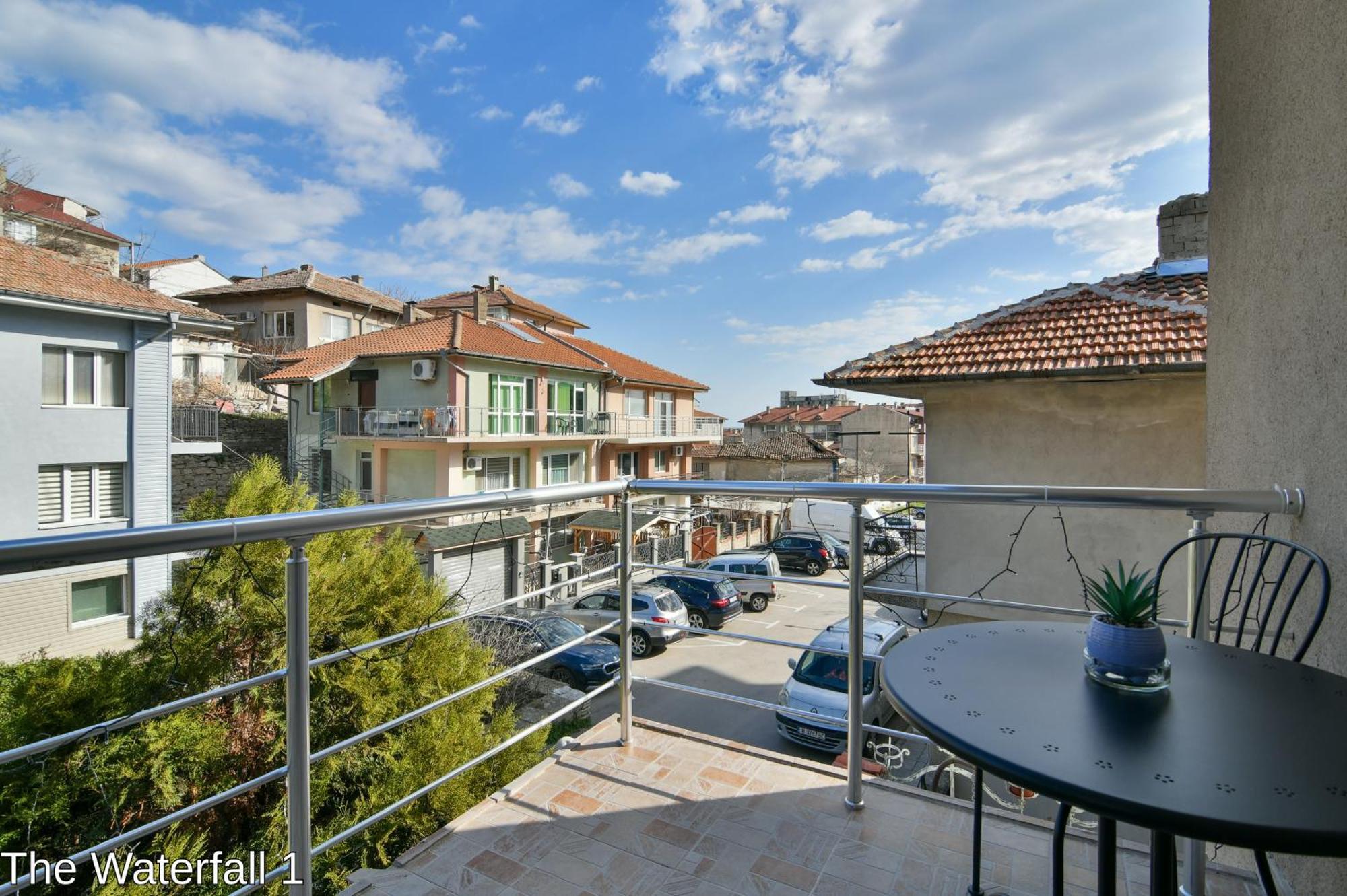 Самостоятелни Стаи "Водопада" Baltschik Exterior foto