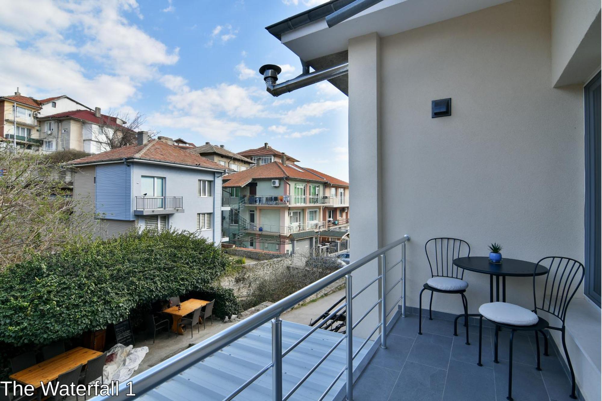Самостоятелни Стаи "Водопада" Baltschik Exterior foto